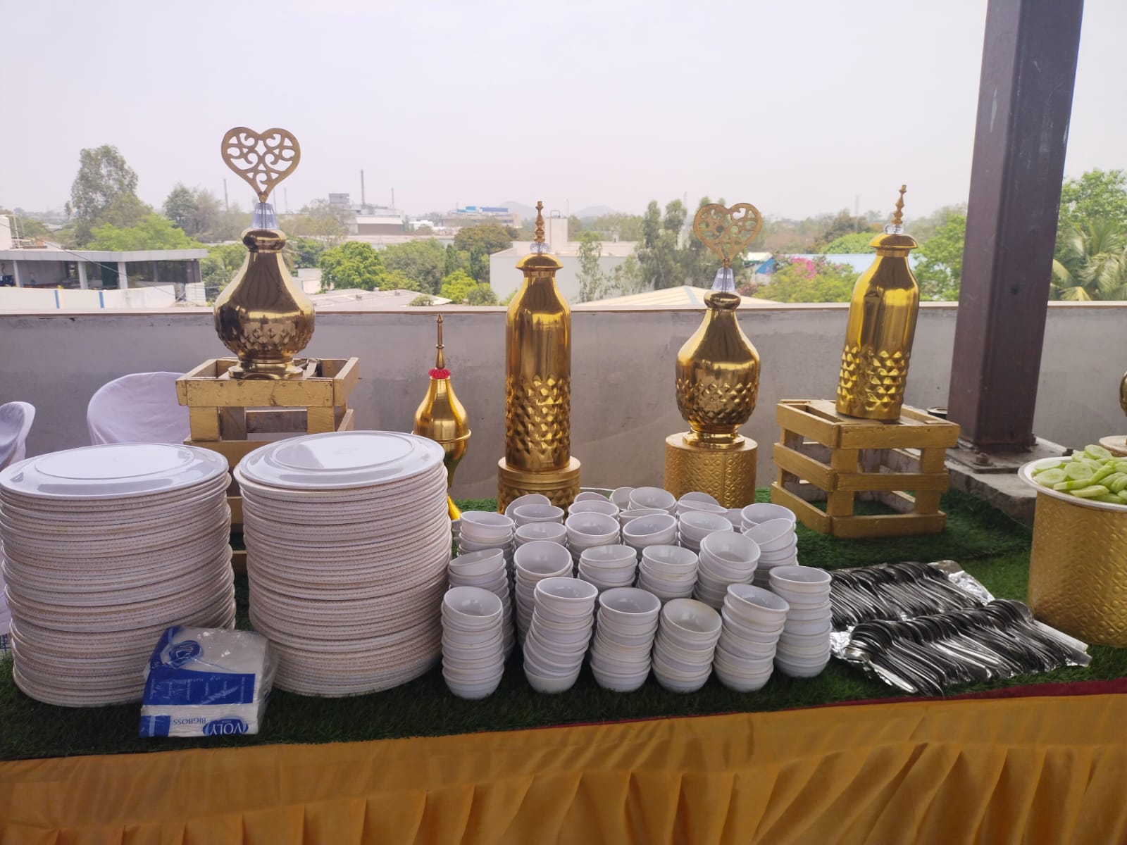 Professional Chef Cooking Fresh Vegetarian Food for Catering in Pune - Shree Vishnu Vyanjan